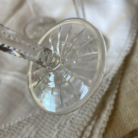 Vintage mid century set of 3 cut crystal ruby red to clear cordials footed - Picture 7 of 9